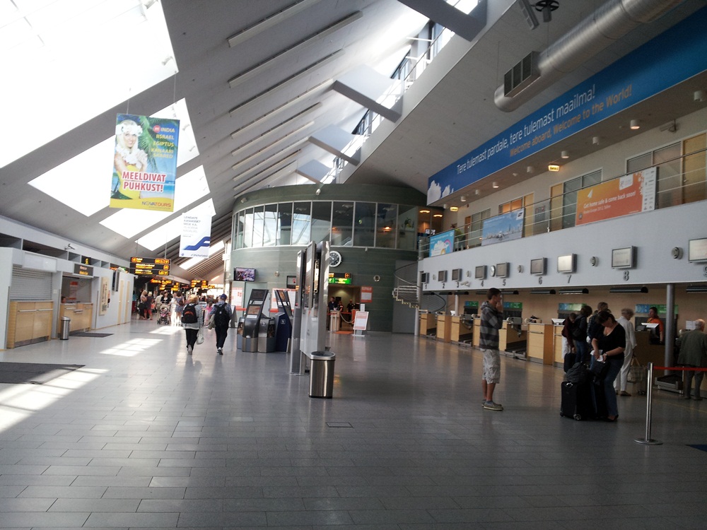 Flughafenhalle Tallinn